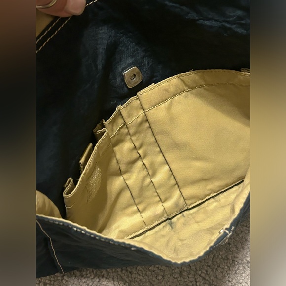 Kipling Crossbody Messenger Bag 12x14” - Picture 4 of 15